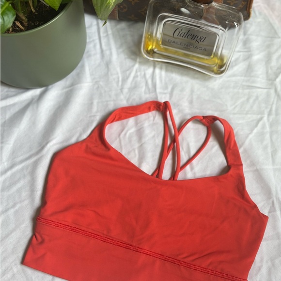 Lululemon Women's Orange Strappy Sports Bra - Picture 2 of 3